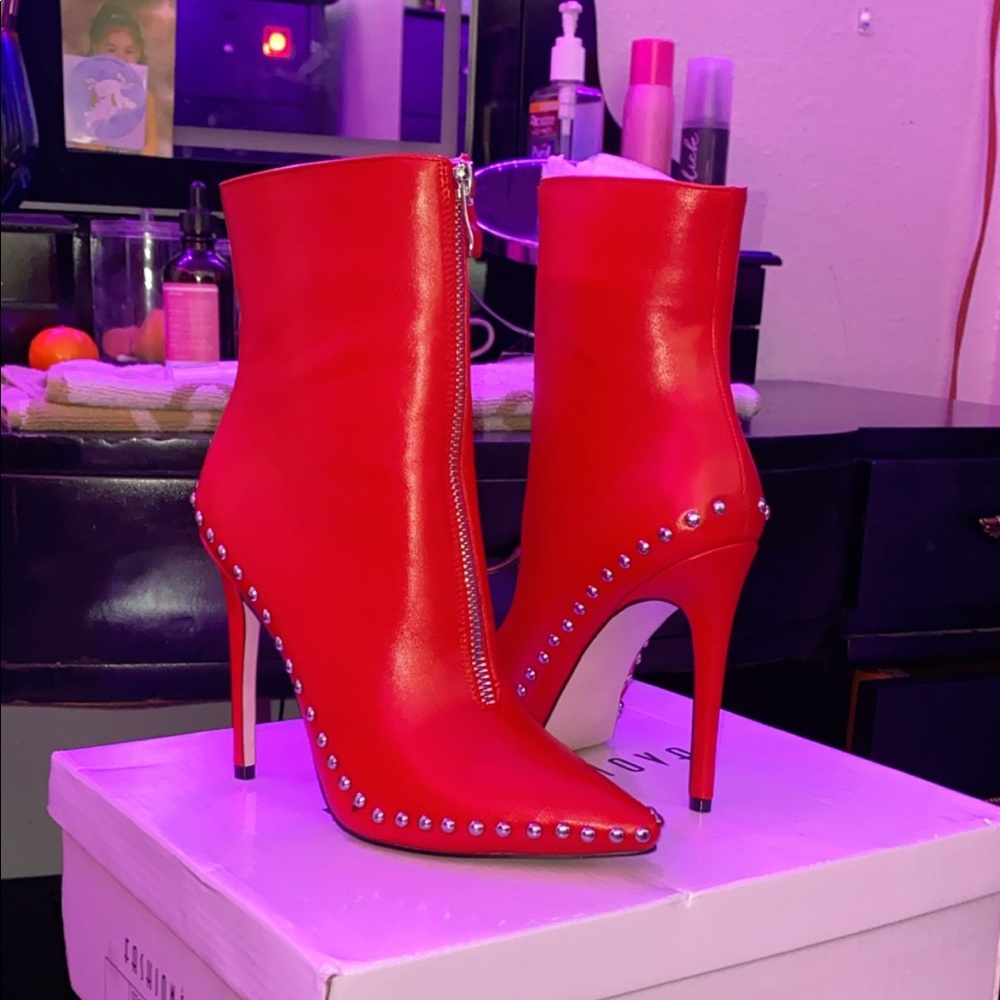 Fashion nova heels
